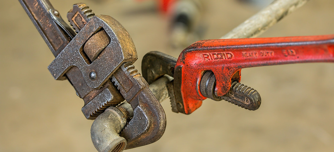 plumbing-585658_1920